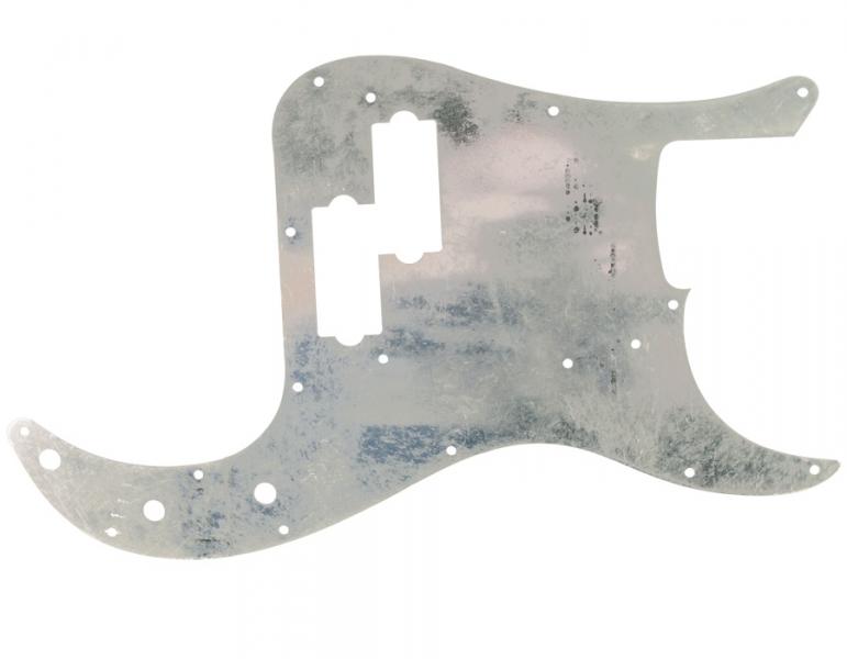 Fender ® P Bass Full Pickguard Shield